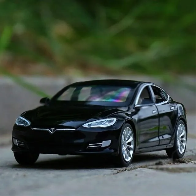 1/32 Alloy Tesla Model S  Saloon Toy Vehicle Simulation Sound Light Pull Back Toys Car For Children Kids Gift blue car