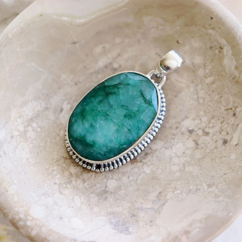 Arjun Emerald Quartz Boho Pendant