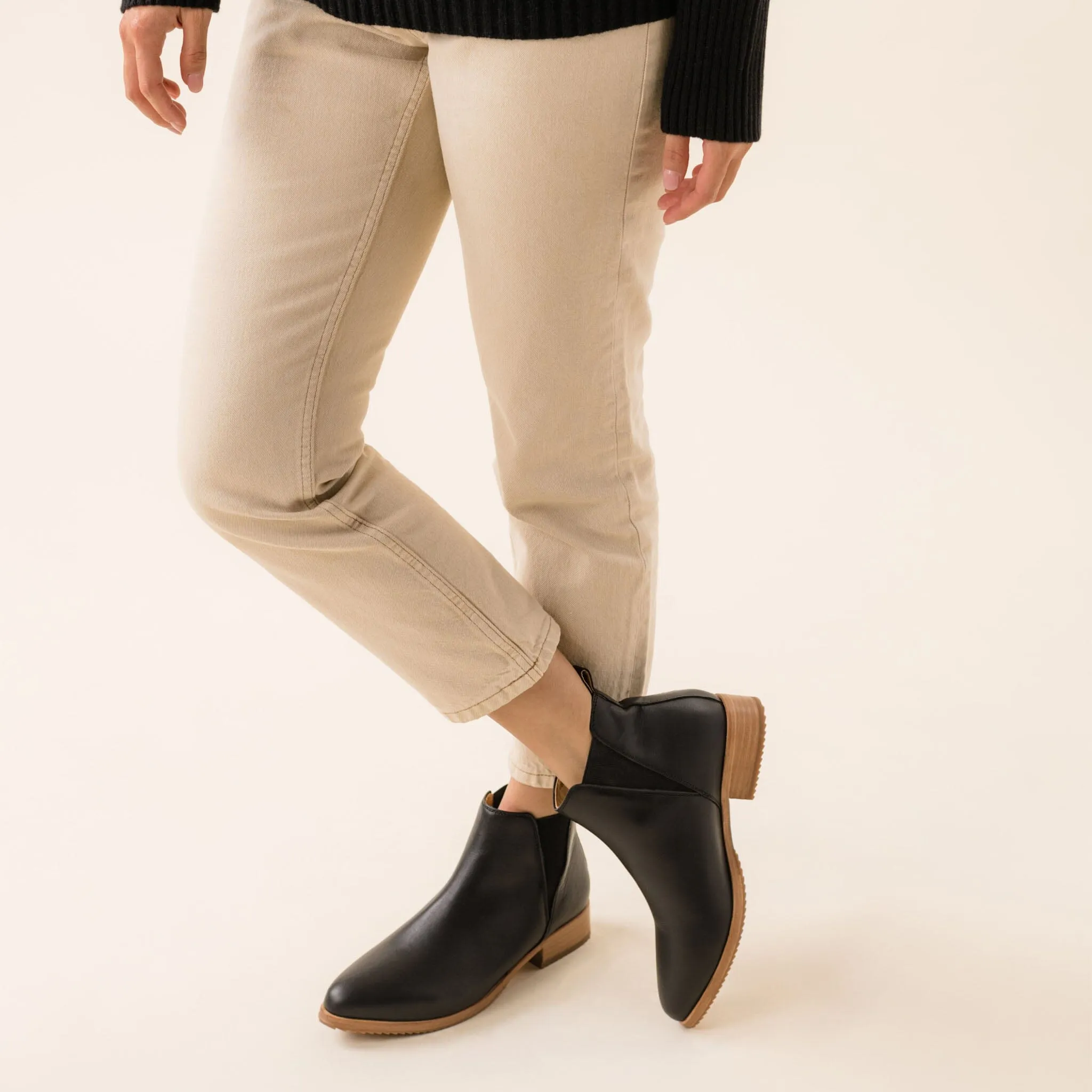 Eva Everyday Chelsea Boot Black