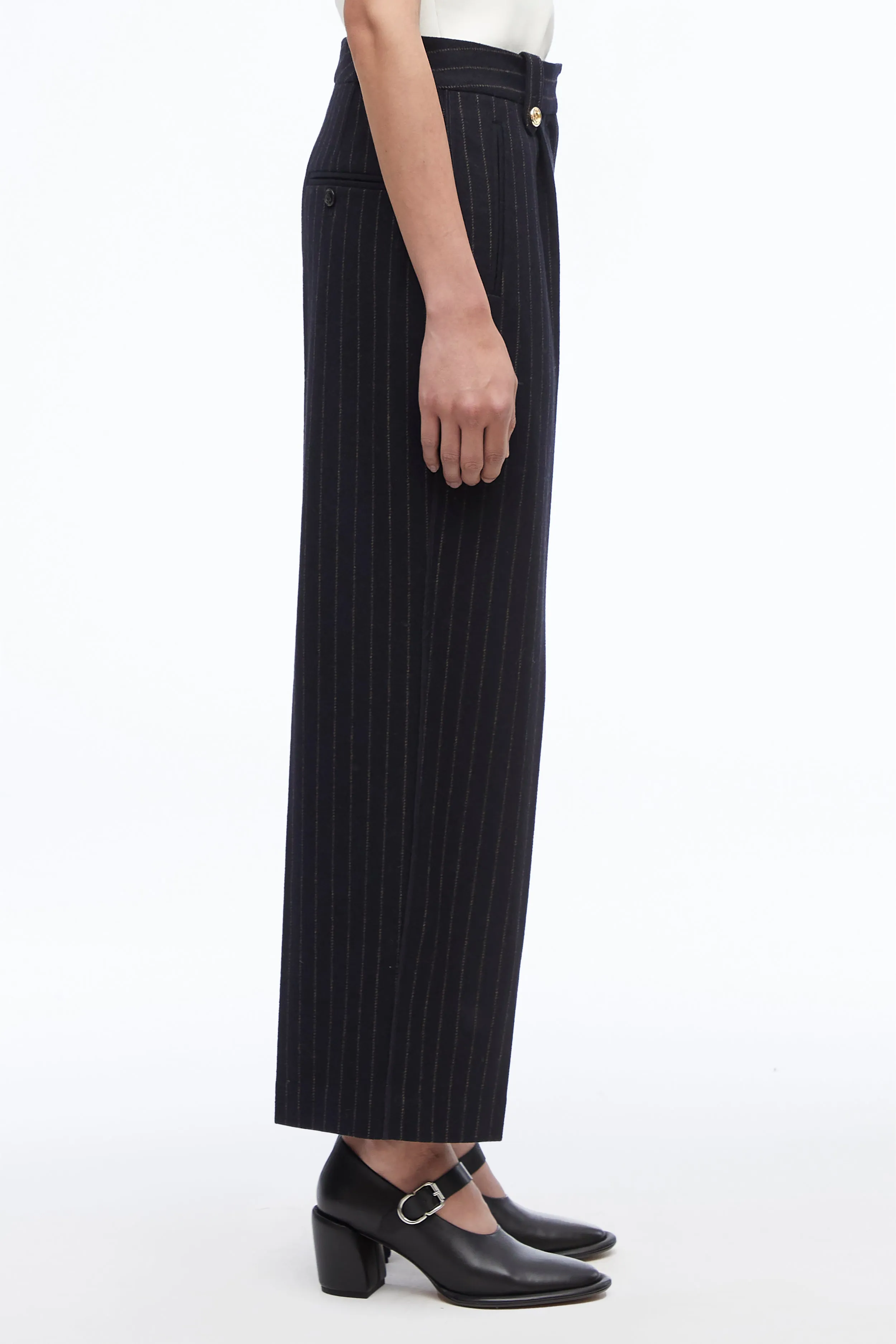 Pleated Cropped Pant