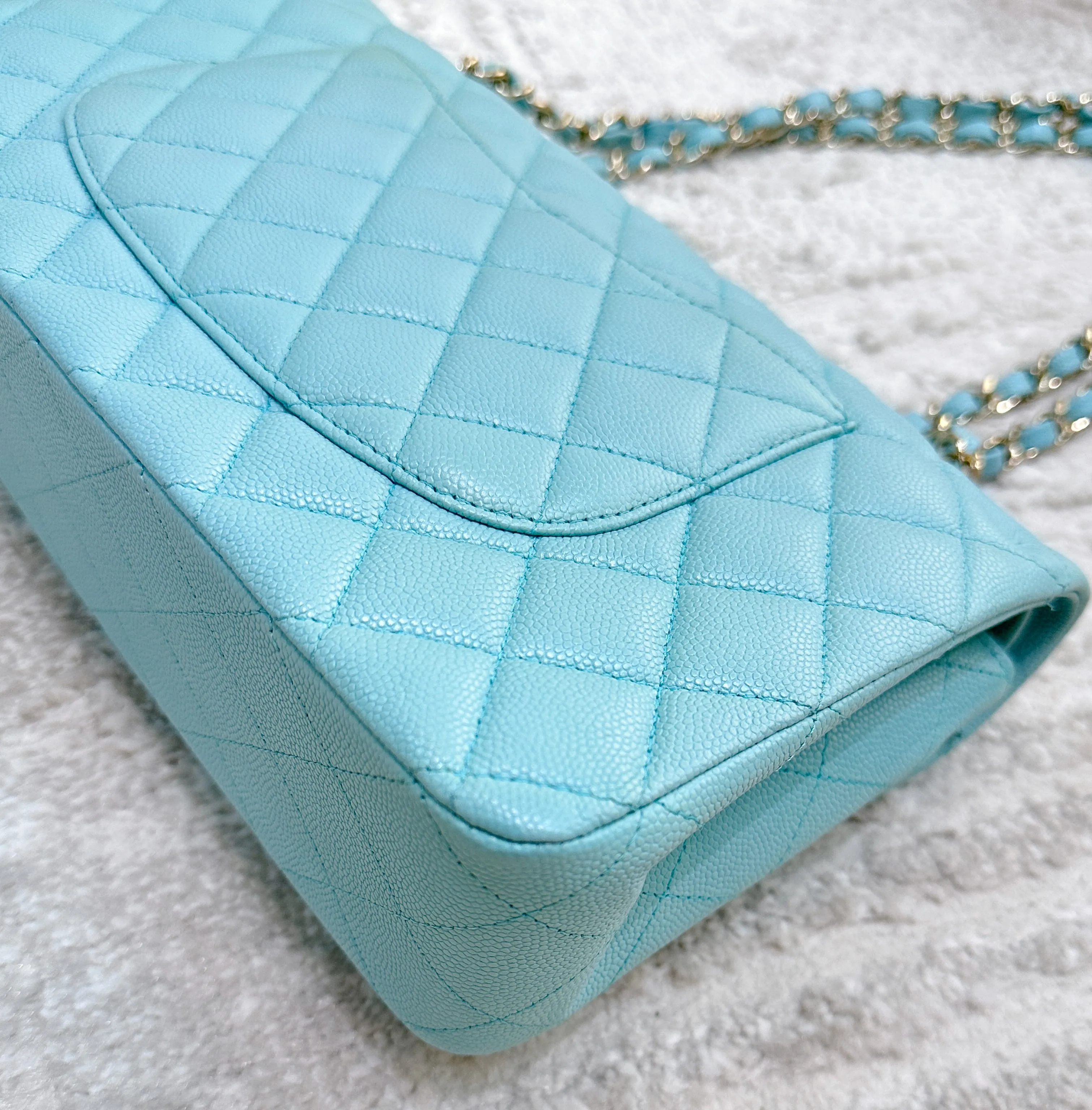 Tiffany Blue Caviar Quilted Classic Flap Medium LGHW