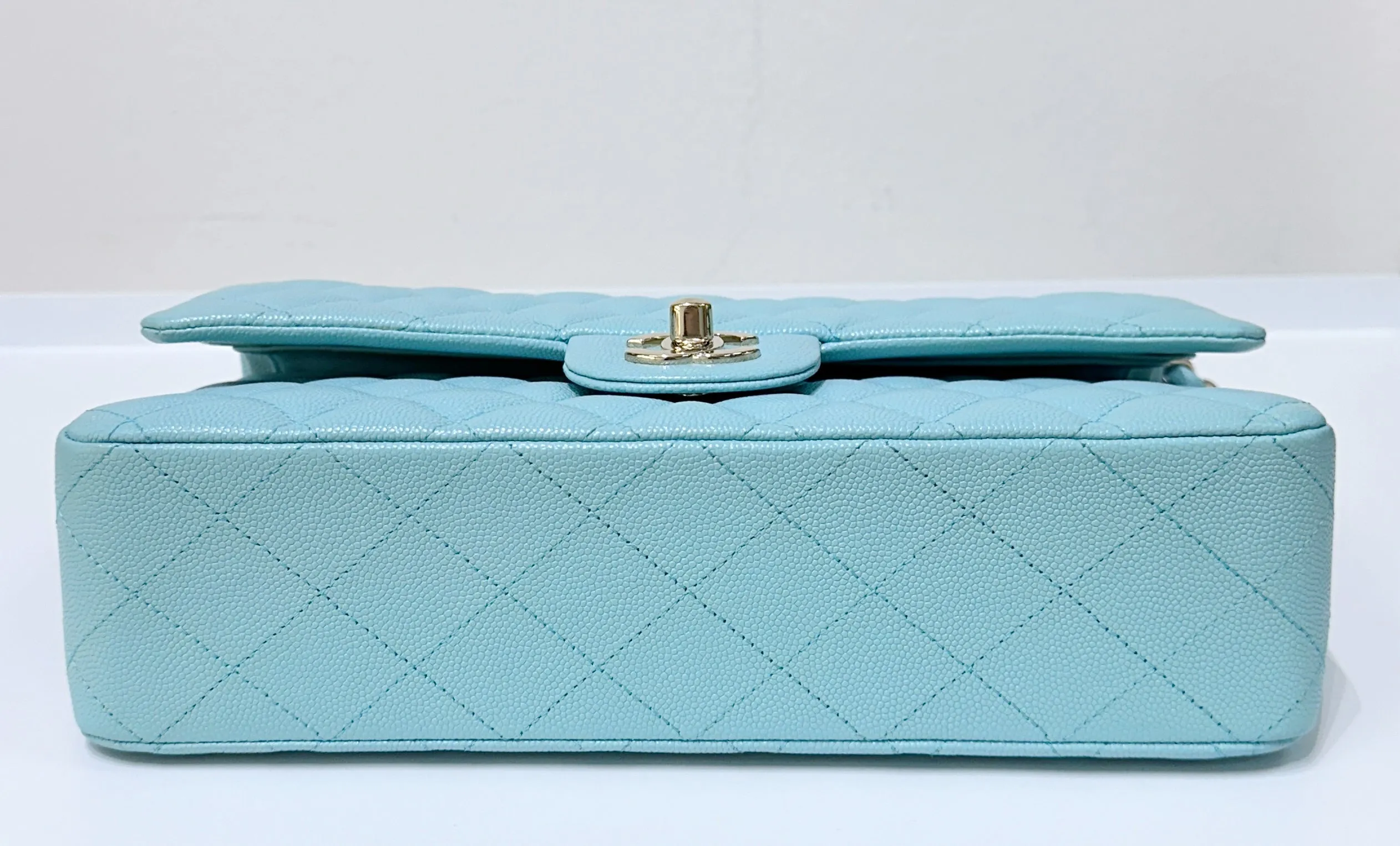 Tiffany Blue Caviar Quilted Classic Flap Medium LGHW