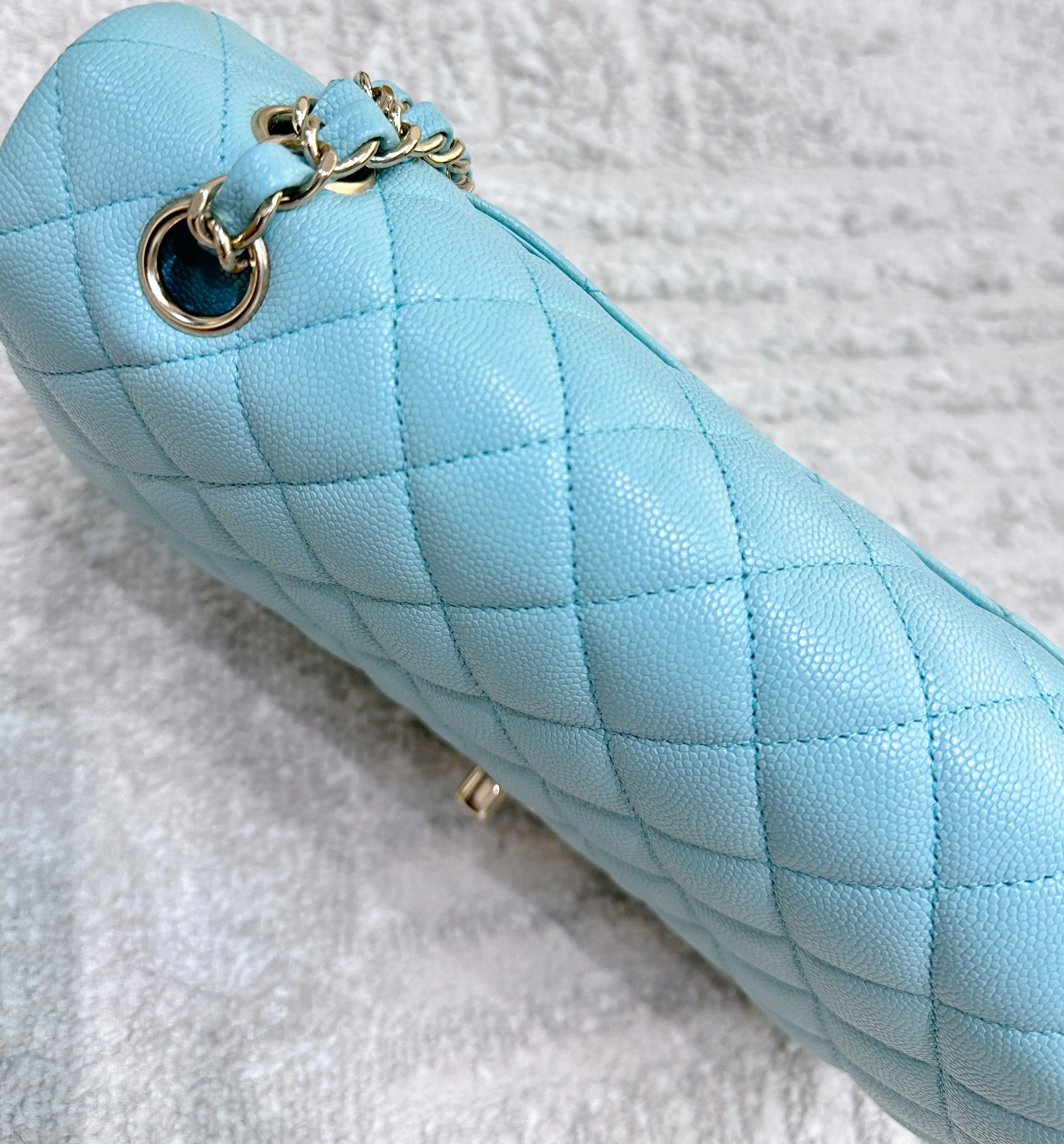 Tiffany Blue Caviar Quilted Classic Flap Medium LGHW