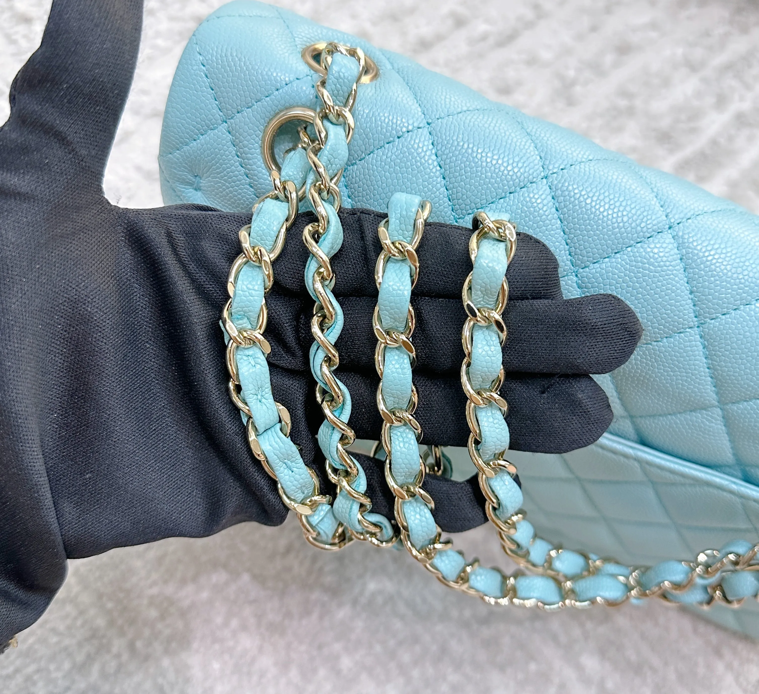 Tiffany Blue Caviar Quilted Classic Flap Medium LGHW