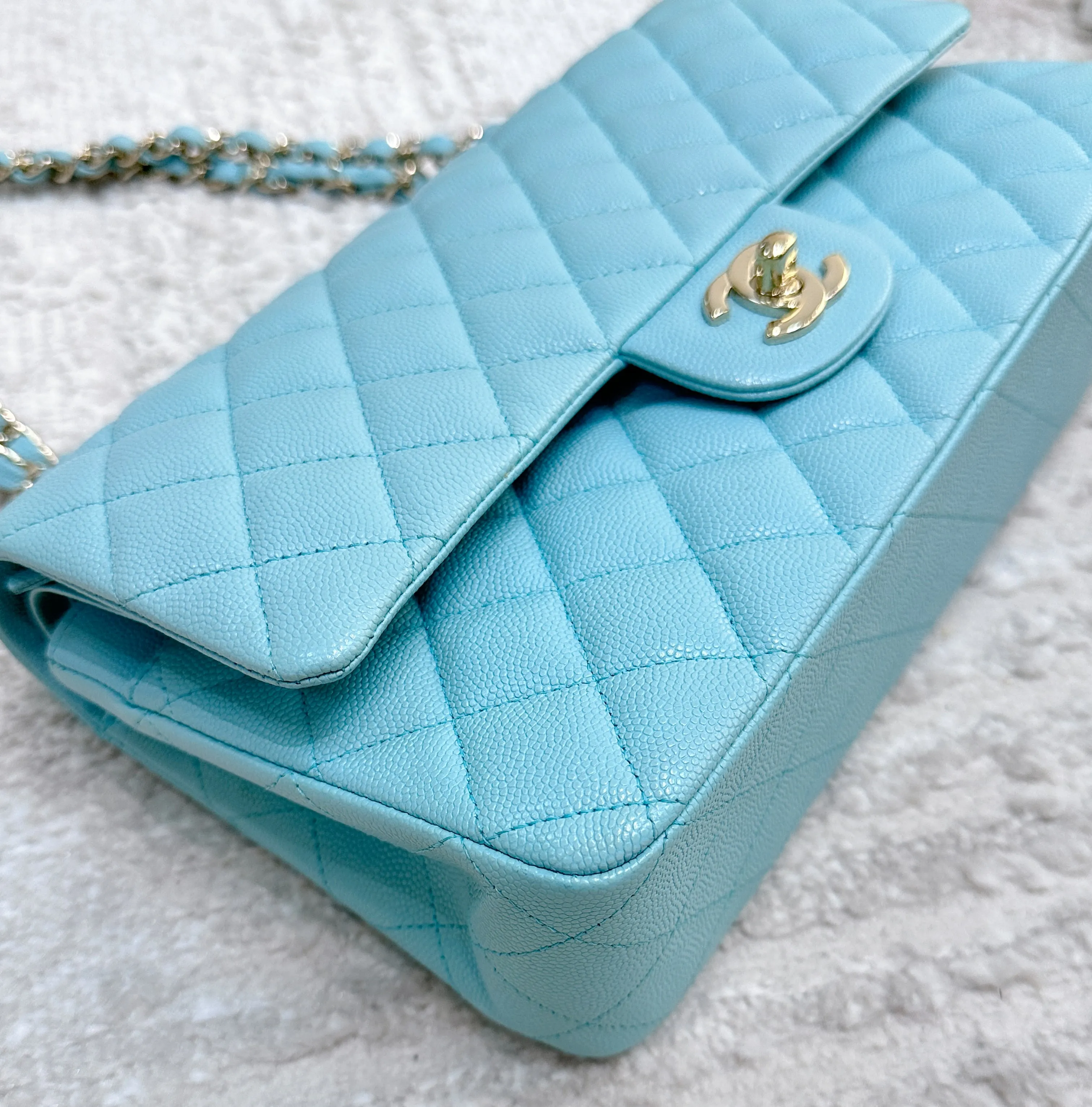 Tiffany Blue Caviar Quilted Classic Flap Medium LGHW