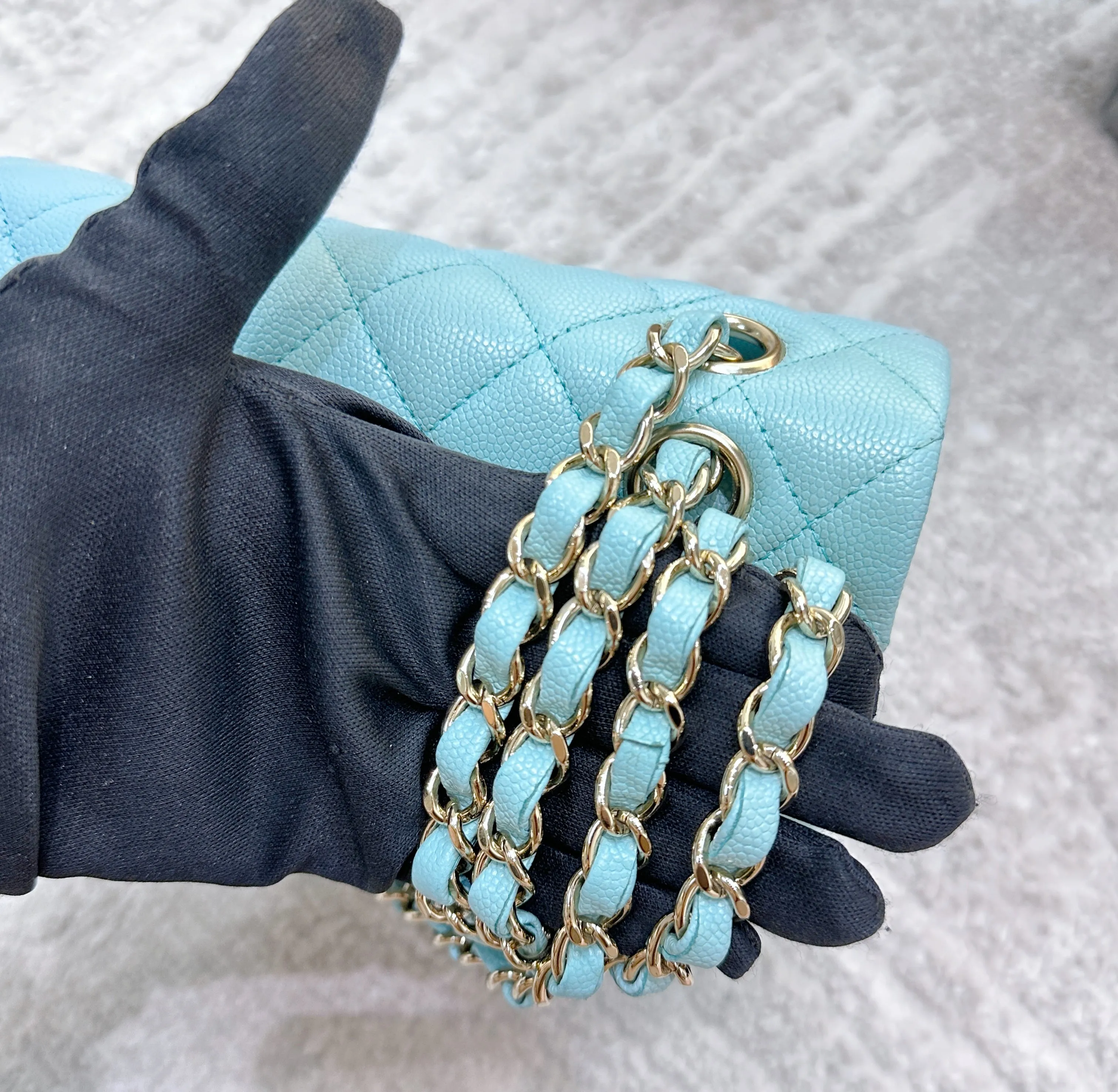 Tiffany Blue Caviar Quilted Classic Flap Medium LGHW