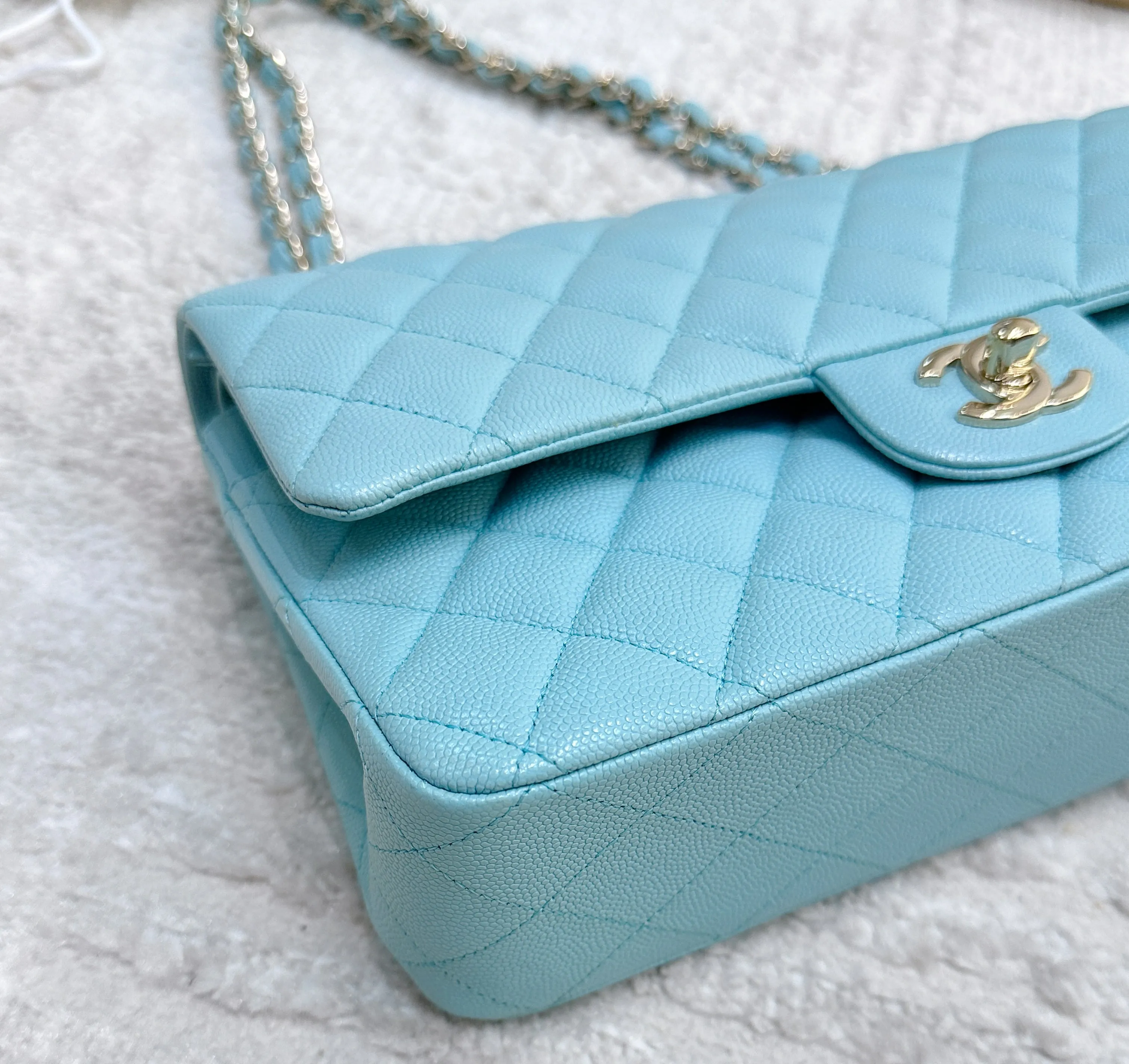 Tiffany Blue Caviar Quilted Classic Flap Medium LGHW