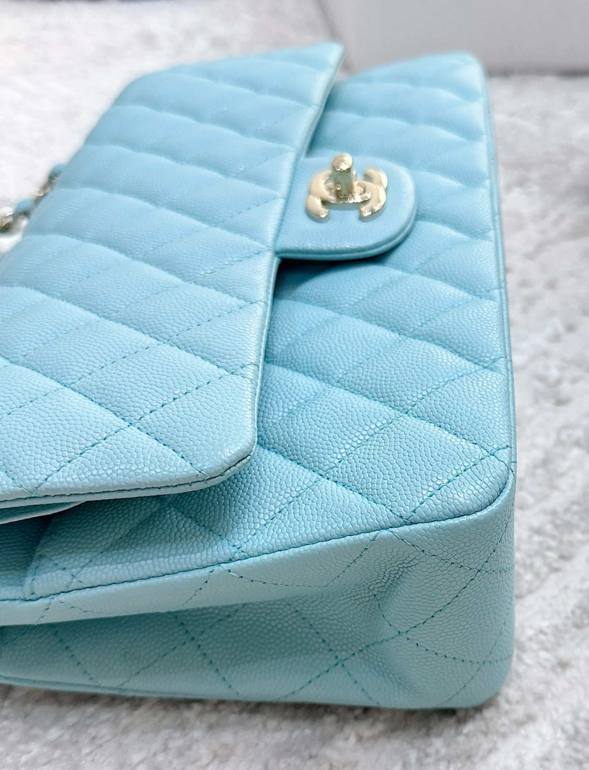 Tiffany Blue Caviar Quilted Classic Flap Medium LGHW