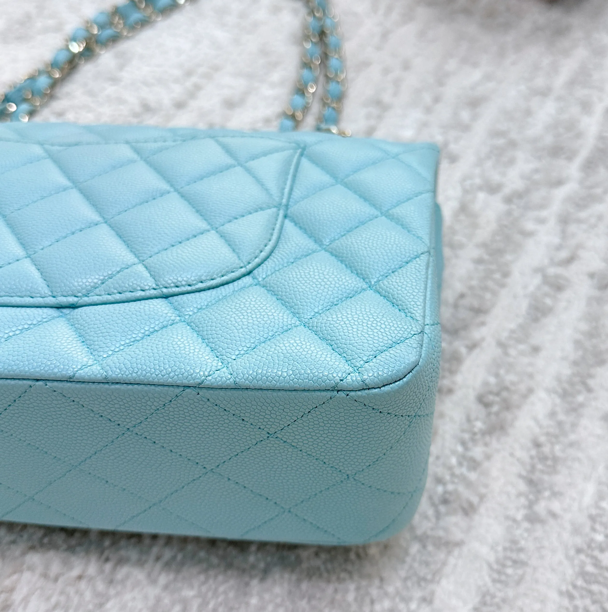 Tiffany Blue Caviar Quilted Classic Flap Medium LGHW